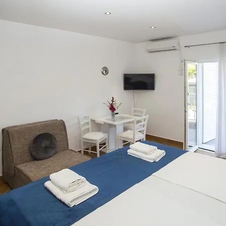 Kuseta Konukevi Split