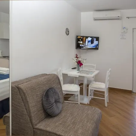 Konukevi Kuseta Split